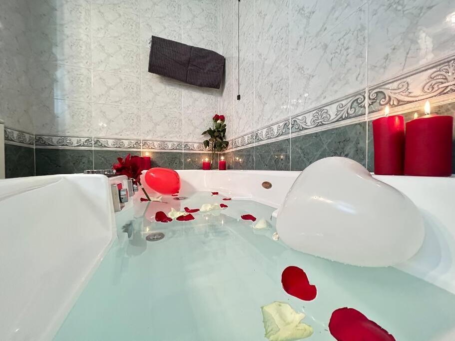 Jacuzzi-idrotherapy Duomo 5 Min Qcterme 100m Apartamento